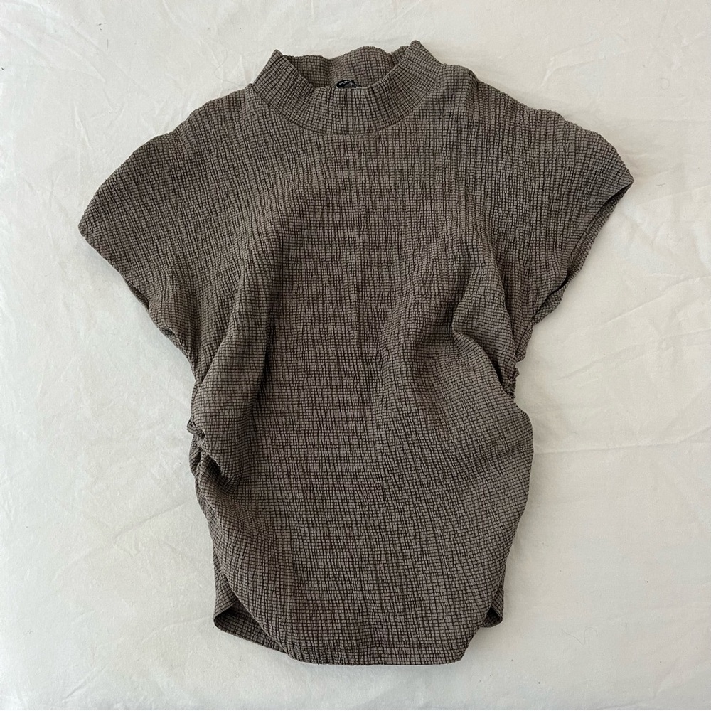 Zara Gray Textured Top - Picture 2 of 7